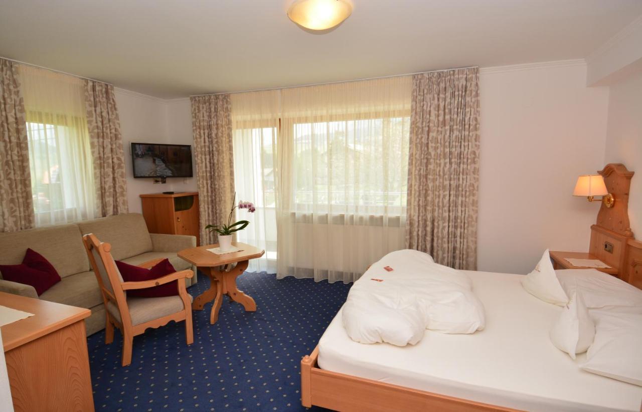 Parc Hotel Tyrol Castelrotto Eksteriør billede