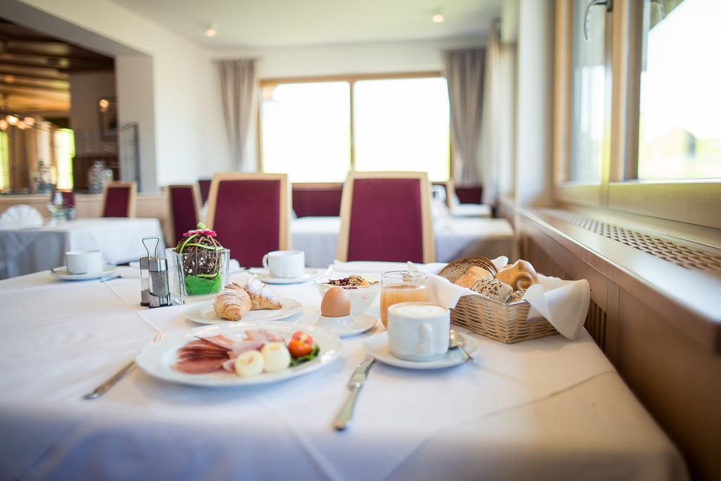 Parc Hotel Tyrol Castelrotto Eksteriør billede