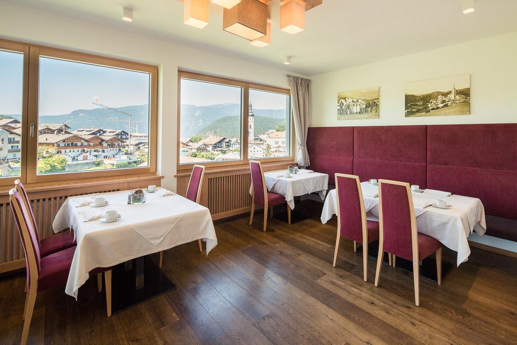 Parc Hotel Tyrol Castelrotto Eksteriør billede