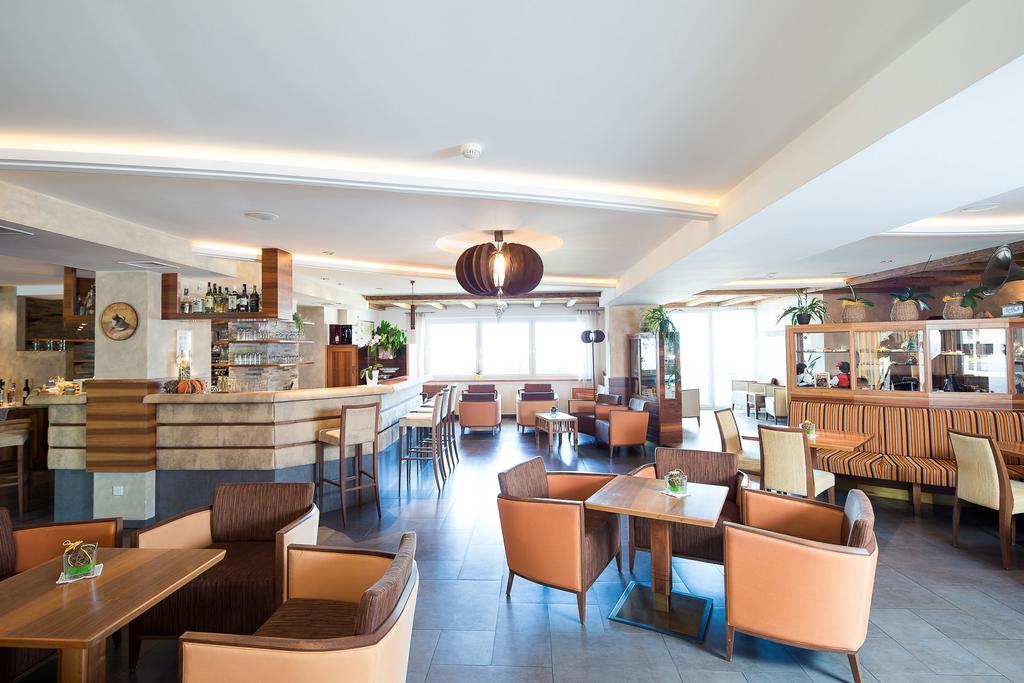Parc Hotel Tyrol Castelrotto Eksteriør billede
