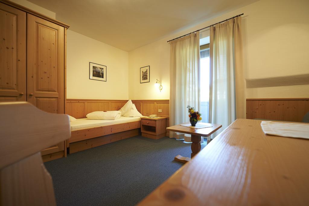 Parc Hotel Tyrol Castelrotto Eksteriør billede